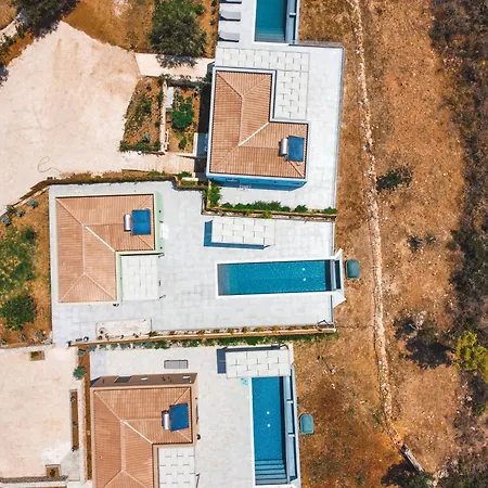 Villa Mentoros