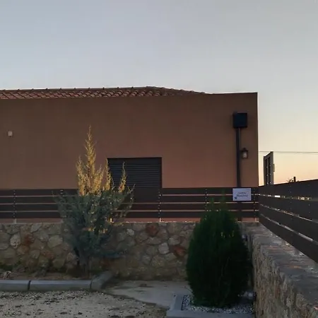 Mentoros Villa *