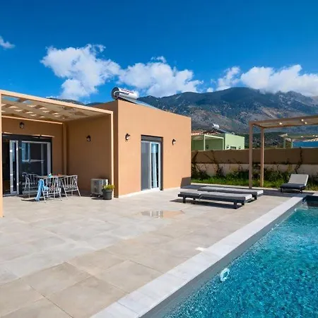 Villa Mentoros Karavados