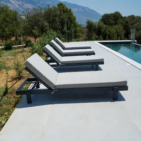 Villa Mentoros Karavados