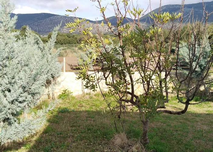 Villa Mentoros *