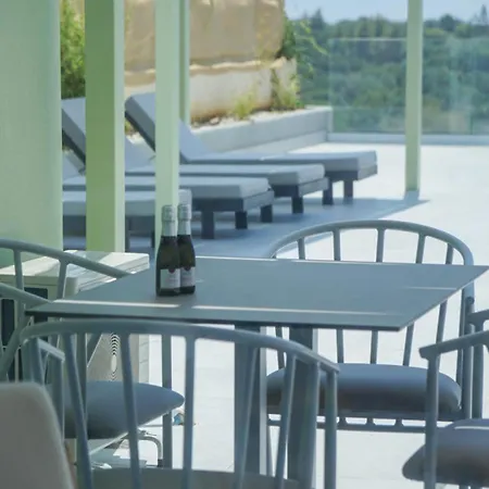 Villa Mentoros *