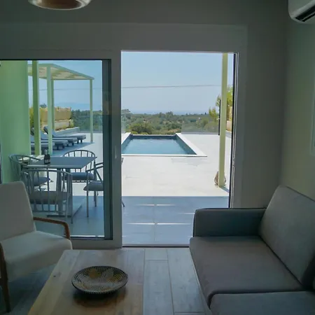 Vila Mentoros Karavádhos